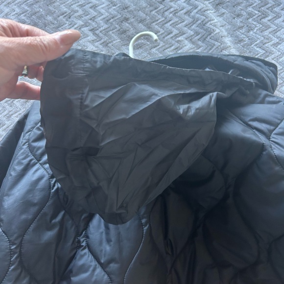 Reitmans spring/fall puffer jacket 2XL - Picture 5 of 8